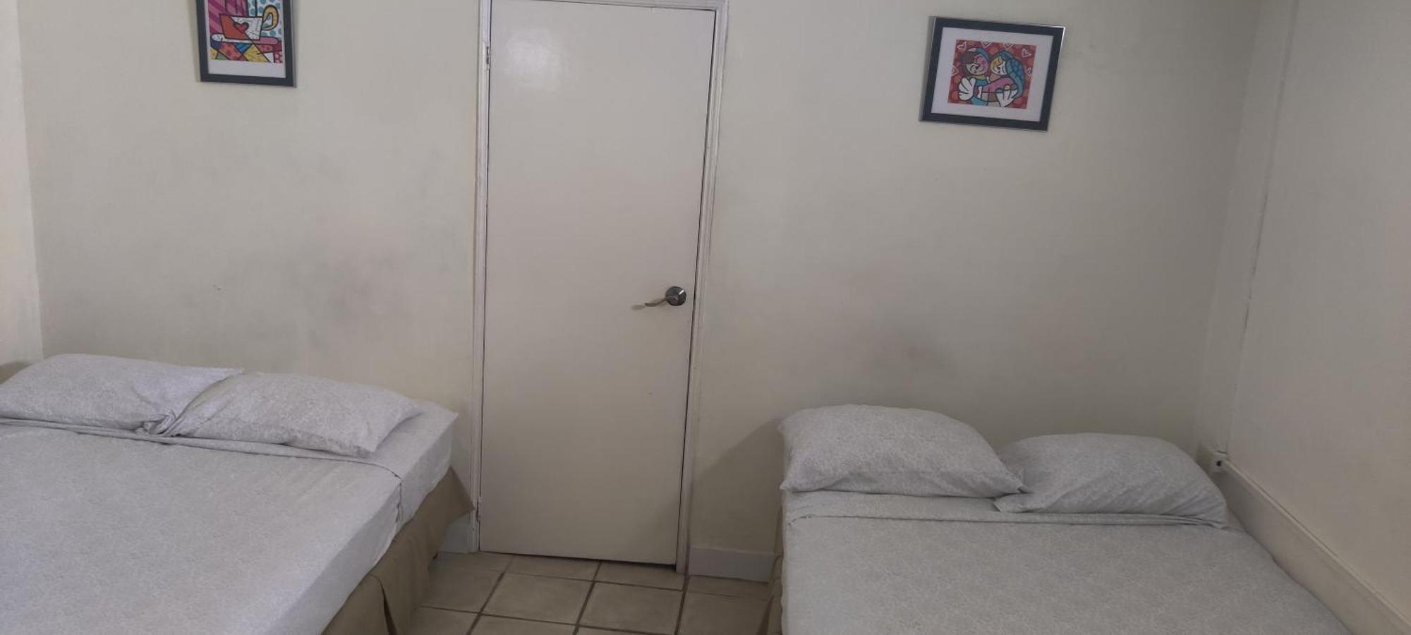 วู้ดบรูค ออน ดิ อเวนิว Bed & Breakfast Port of Spain ภายนอก รูปภาพ