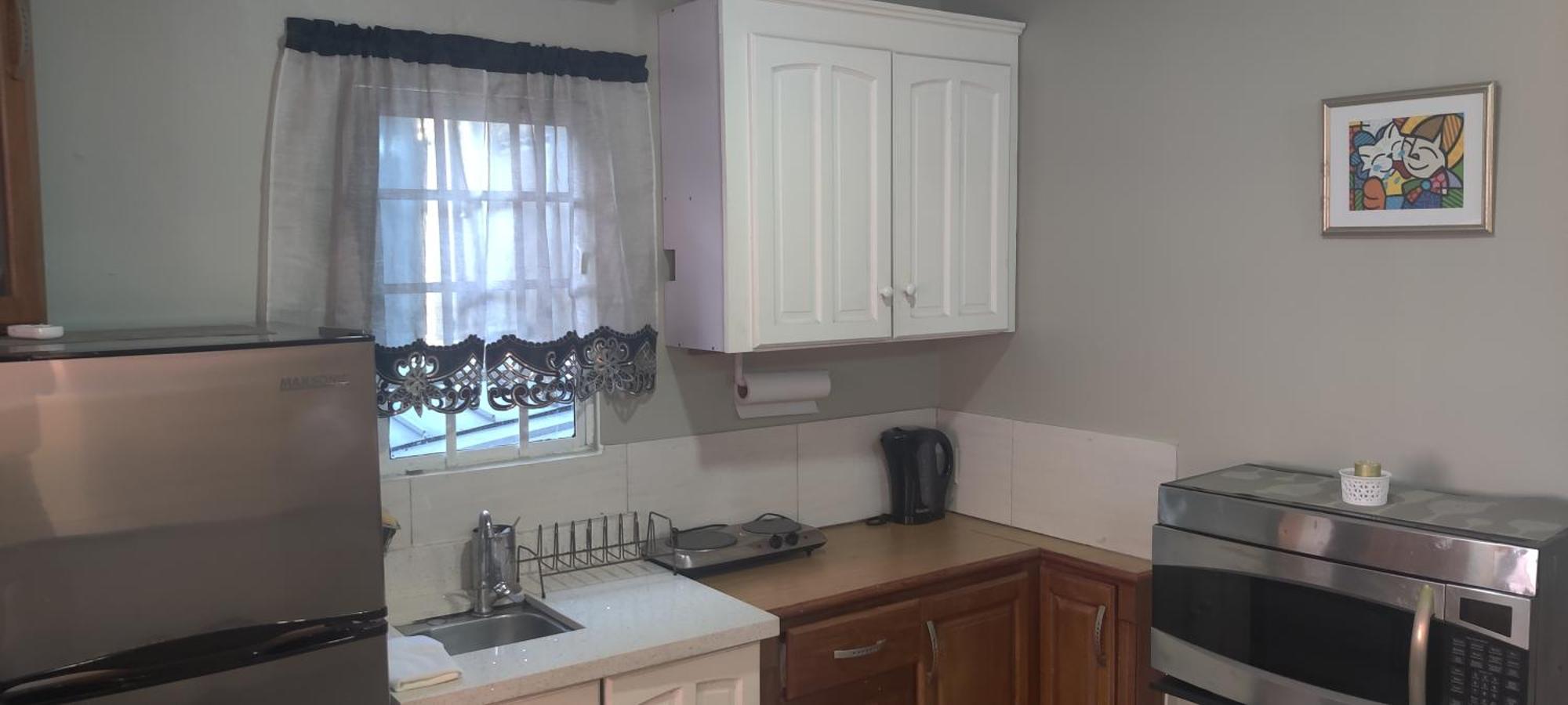 วู้ดบรูค ออน ดิ อเวนิว Bed & Breakfast Port of Spain ภายนอก รูปภาพ
